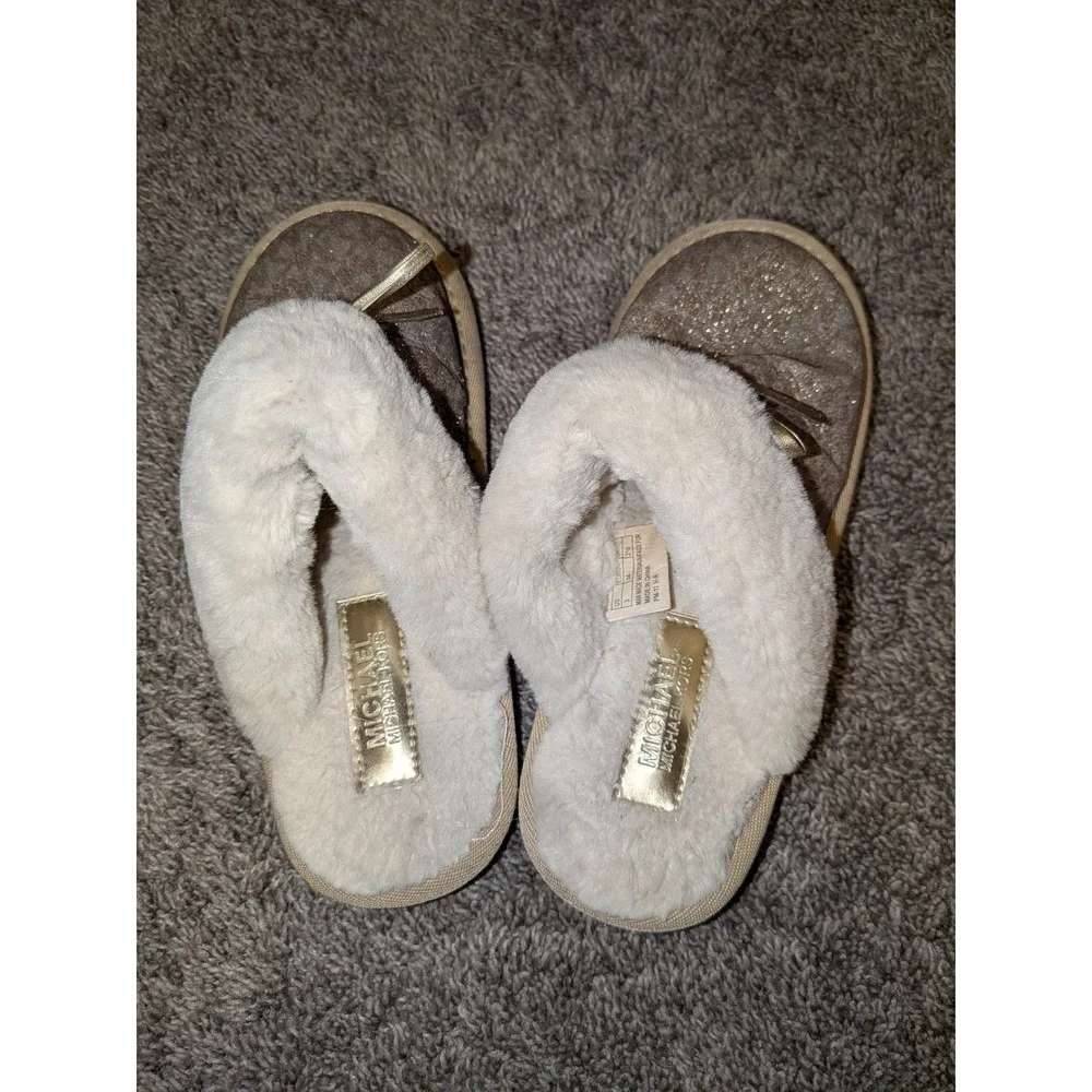 Michael Kors Girls Gold Glitter Leopard Faux Fur Slippers Bow Heart Charm Size 3